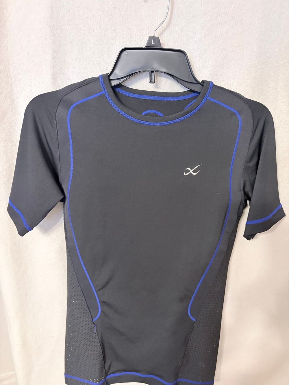 CW-X Ventilator Compression Top Mesh Athletic Run Shirt